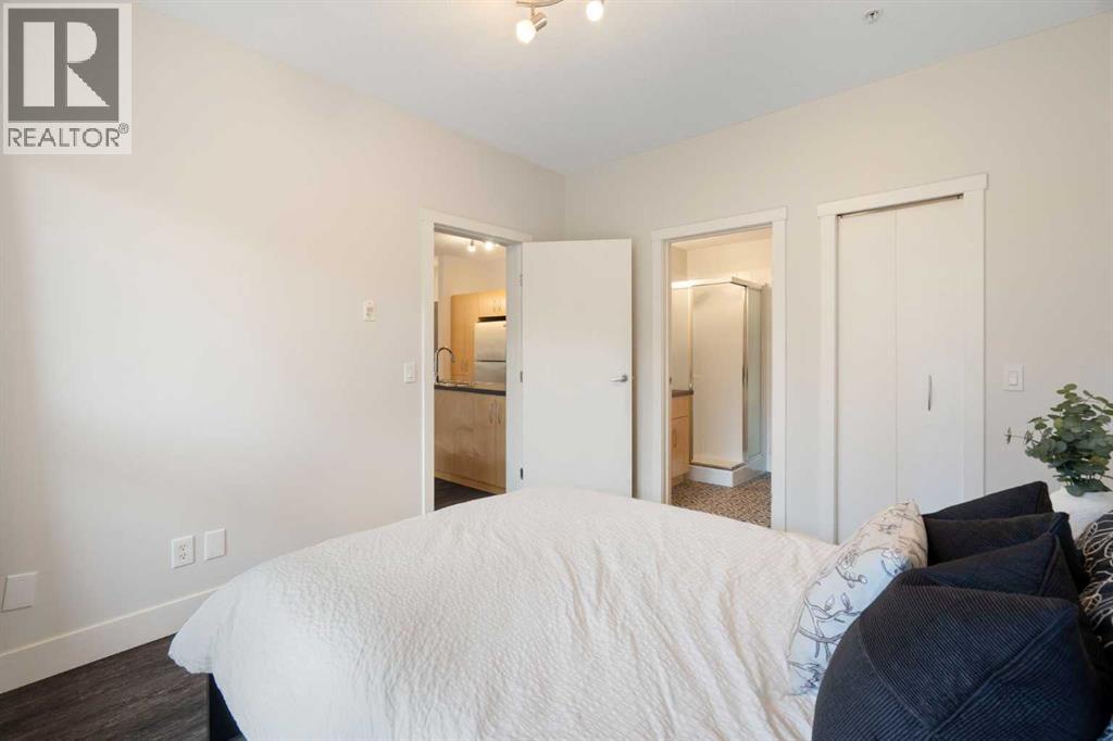 69 Springborough Court Southwest Property Photo 16