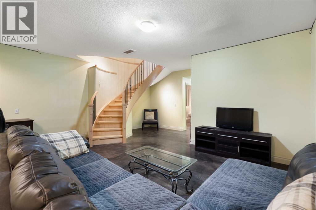 2323 22 Avenue Sw Property Photo 35