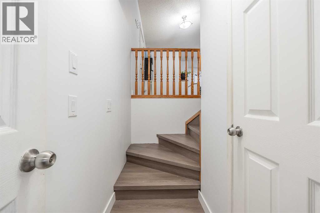 65 Martinvalley Road Ne Property Photo 30