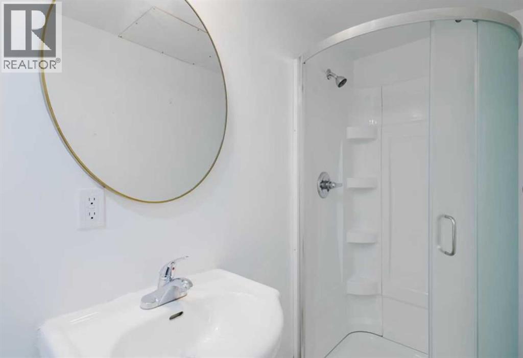 10948 75 Avenue Nw Property Photo 3