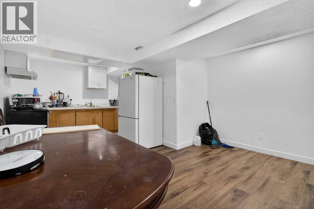 128 Castledale Crescent Ne Property Photo 33