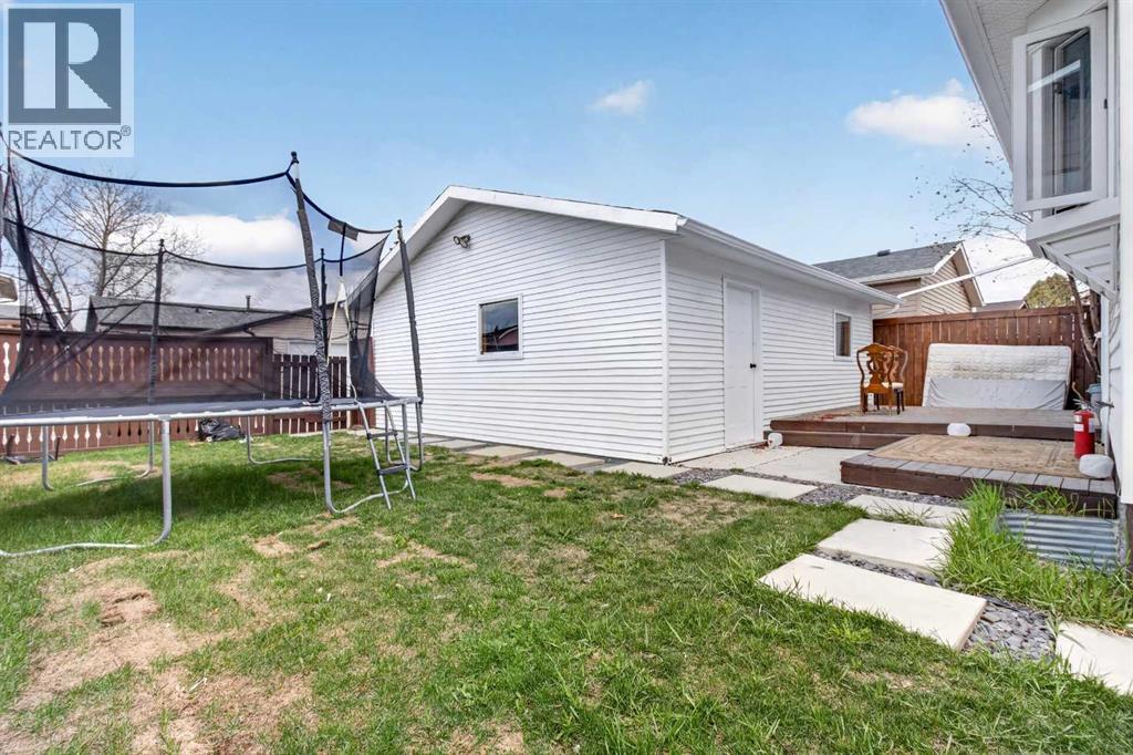 128 Castledale Crescent Ne Property Photo 38