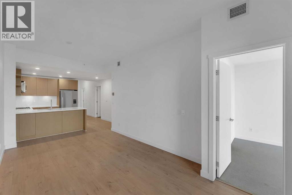88 9 Street Northeast Property Photo 18
