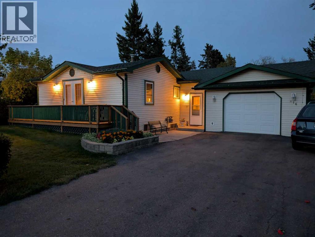 416 11 Avenue N Property Photo 1