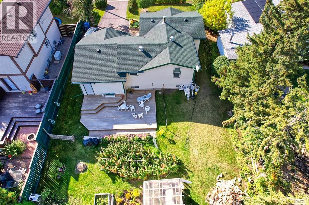 416 11 Avenue N Property Photo 3