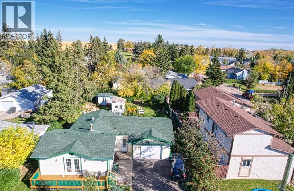 416 11 Avenue N Property Photo 8