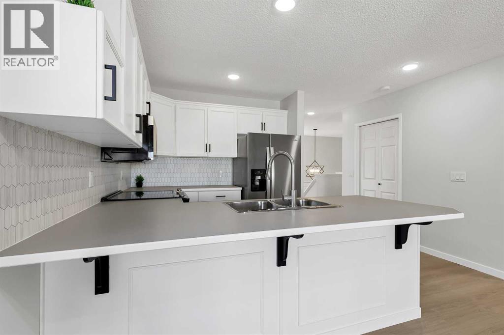 389 Stonegate Way Nw Property Photo 6