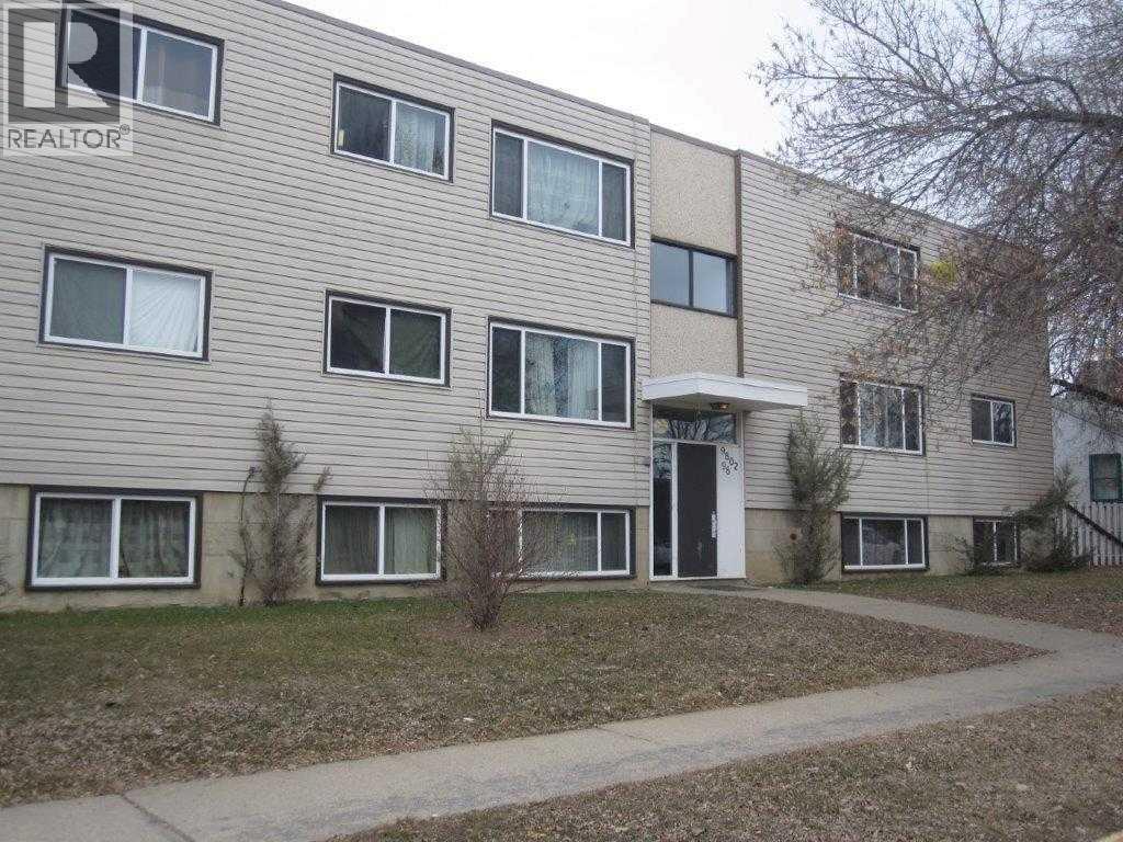 9802 98 Avenue Property Photo 3