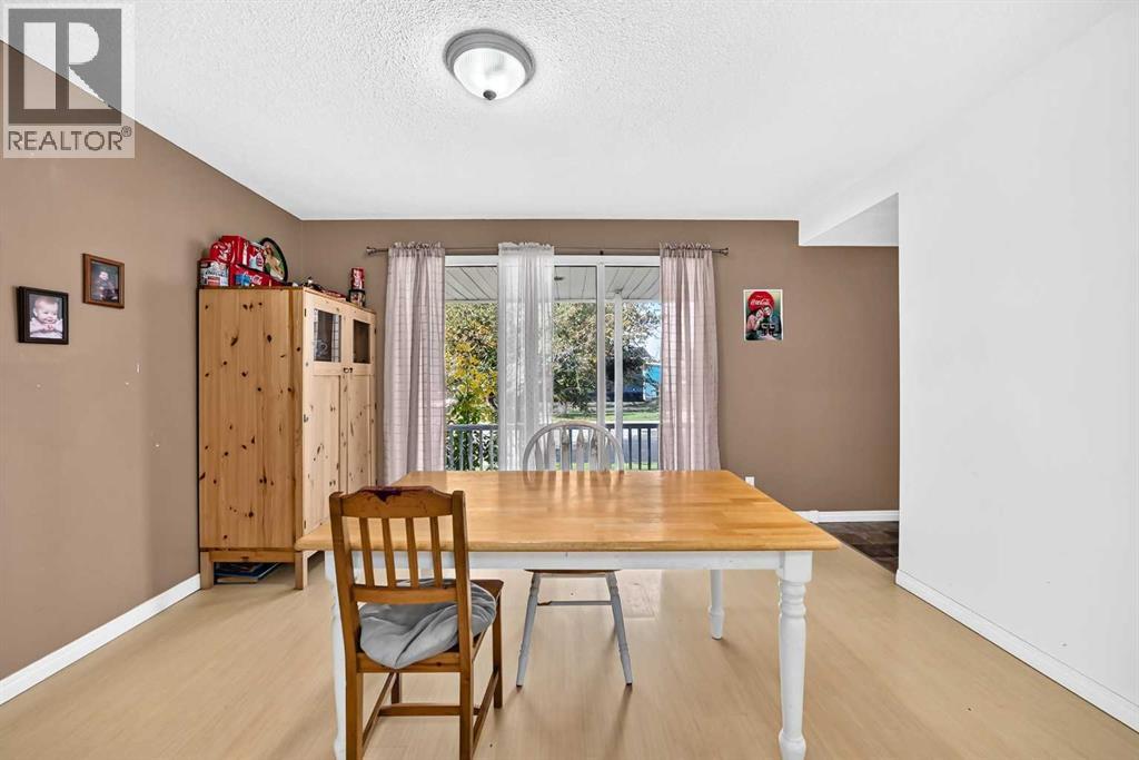 102 4 Avenue Se Property Photo 10