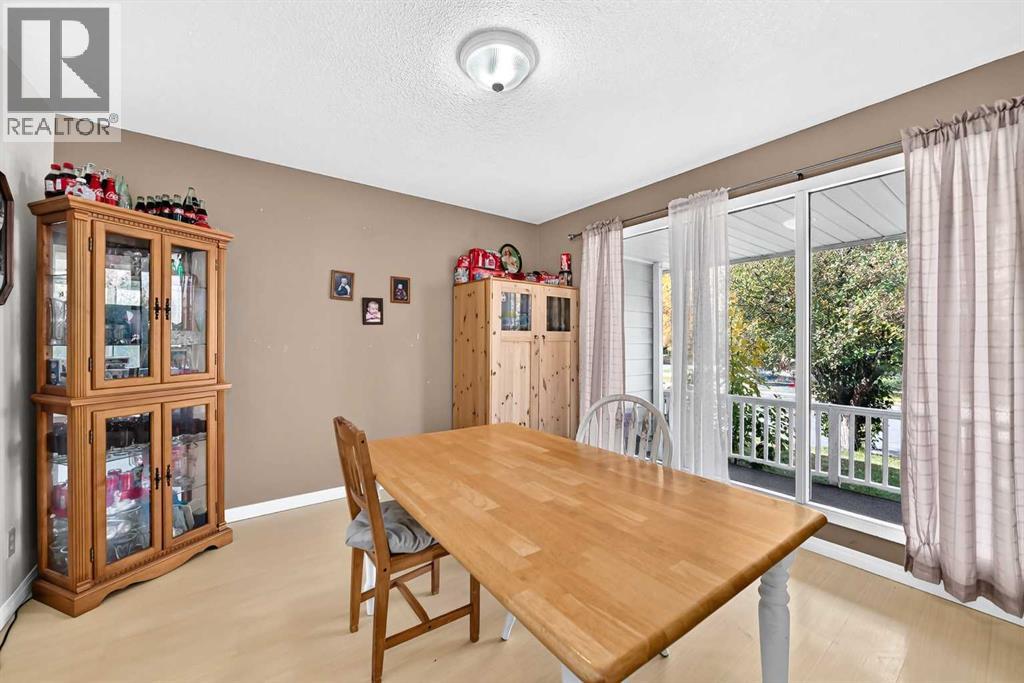 102 4 Avenue Se Property Photo 11