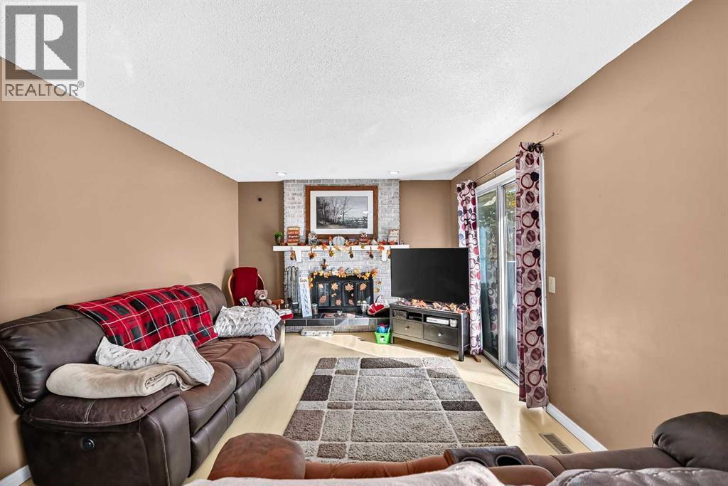 102 4 Avenue Se Property Photo 17
