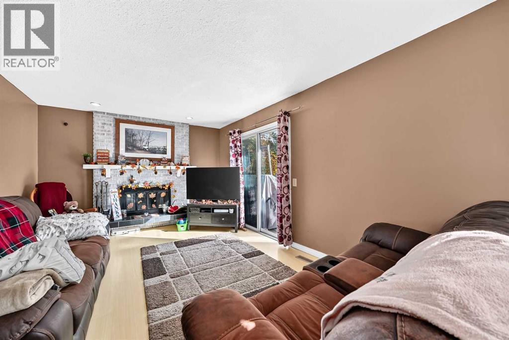 102 4 Avenue Se Property Photo 18