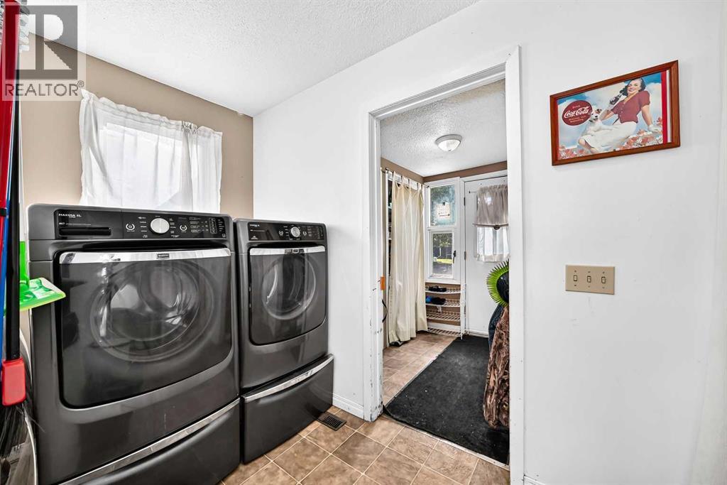 102 4 Avenue Se Property Photo 23