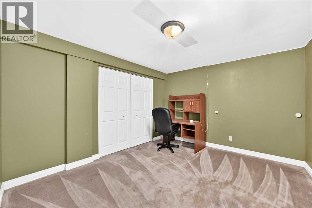102 4 Avenue Se Property Photo 37