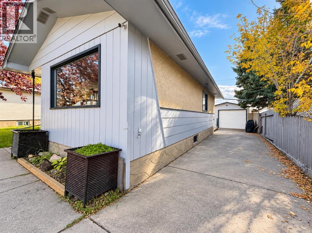 9409 108 Avenue Property Photo 5