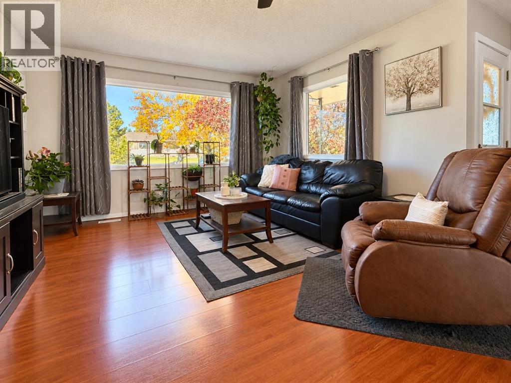 9409 108 Avenue Property Photo 12