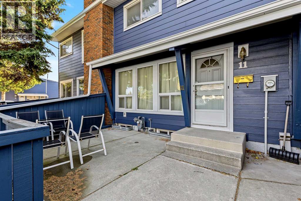 5315 53 Avenue Northwest Property Photo 2