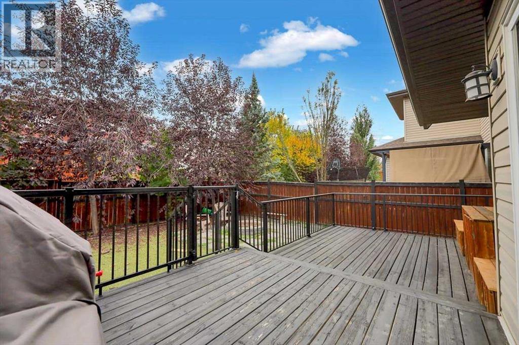 134 Autumn Close Se Property Photo 34
