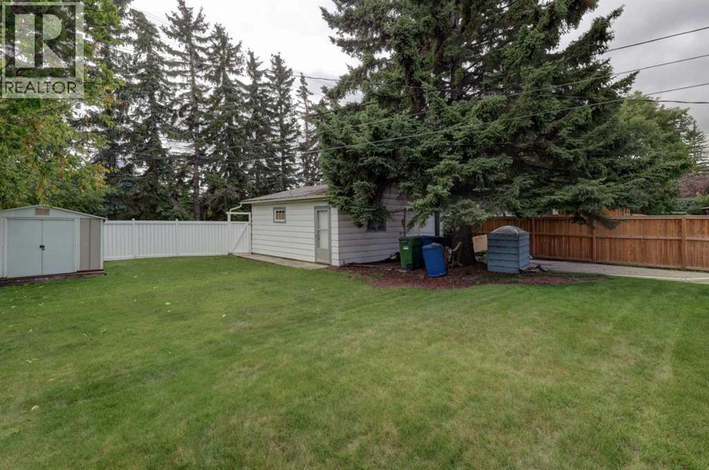 2119 Halifax Crescent Nw Property Photo 21