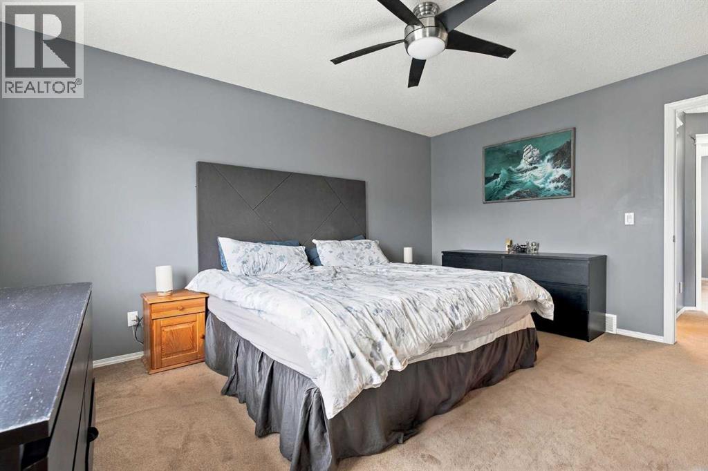 115 Evansmeade Crescent Nw Property Photo 16