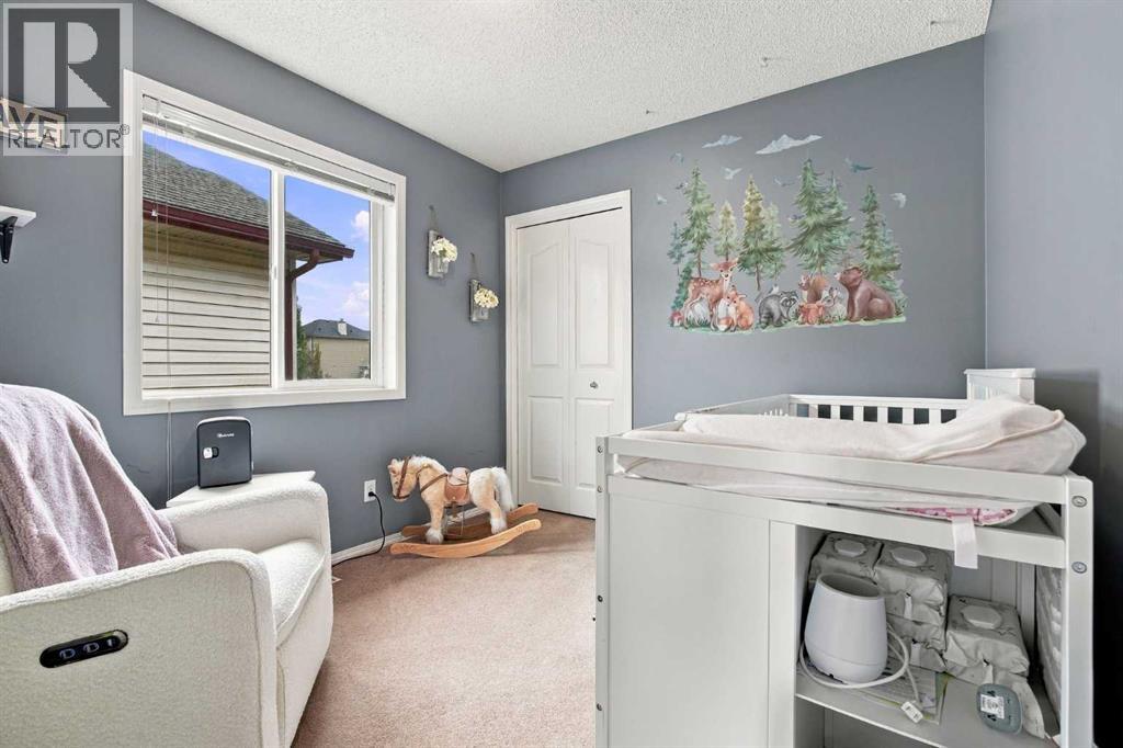 115 Evansmeade Crescent Nw Property Photo 21