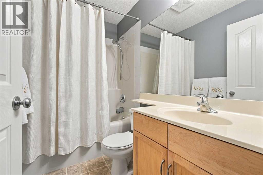 115 Evansmeade Crescent Nw Property Photo 22