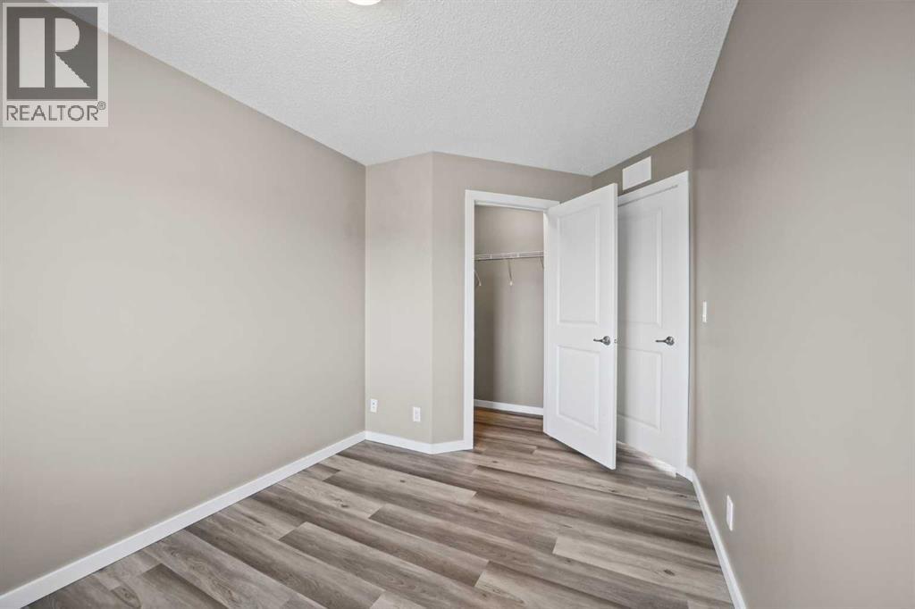 101 Clover Way Property Photo 17