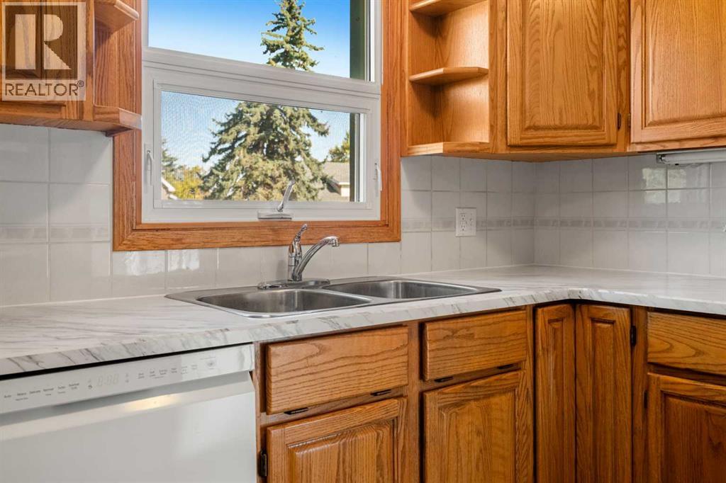 223 Allison Street Property Photo 13