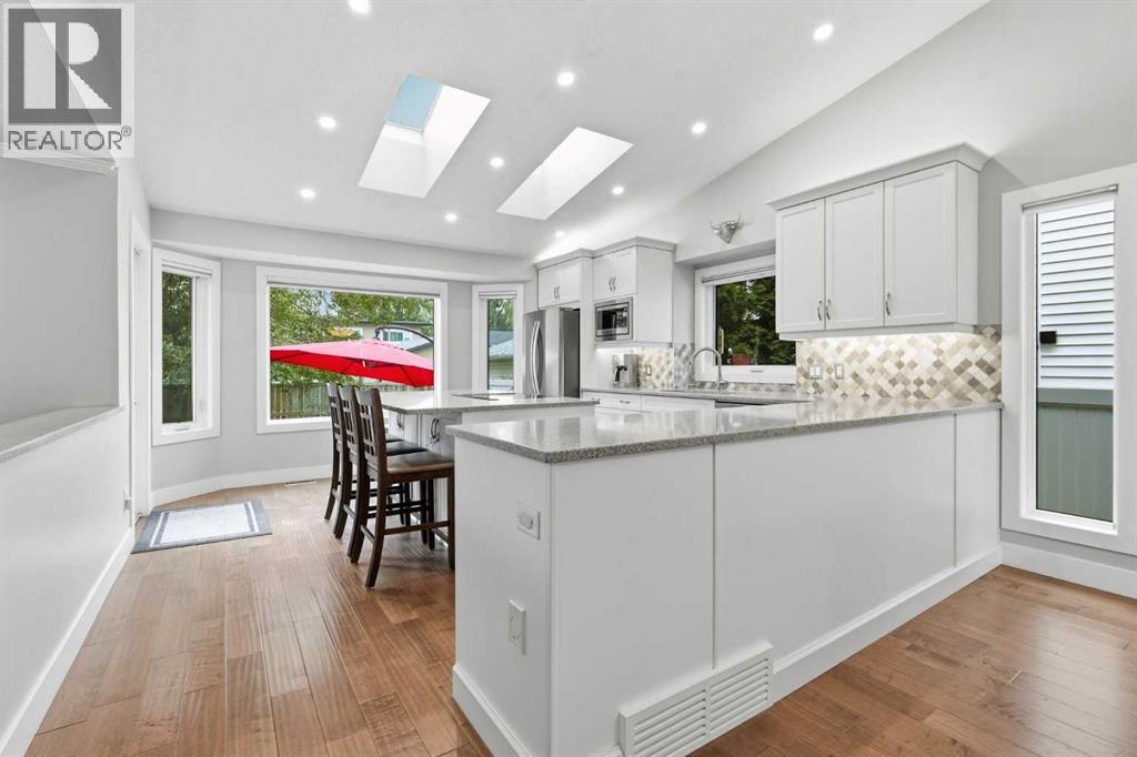 611 25 Avenue Ne Property Photo 5