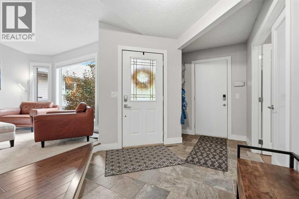 611 25 Avenue Ne Property Photo 8