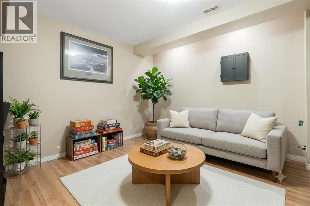 70 Walden Manor Se Property Photo 33