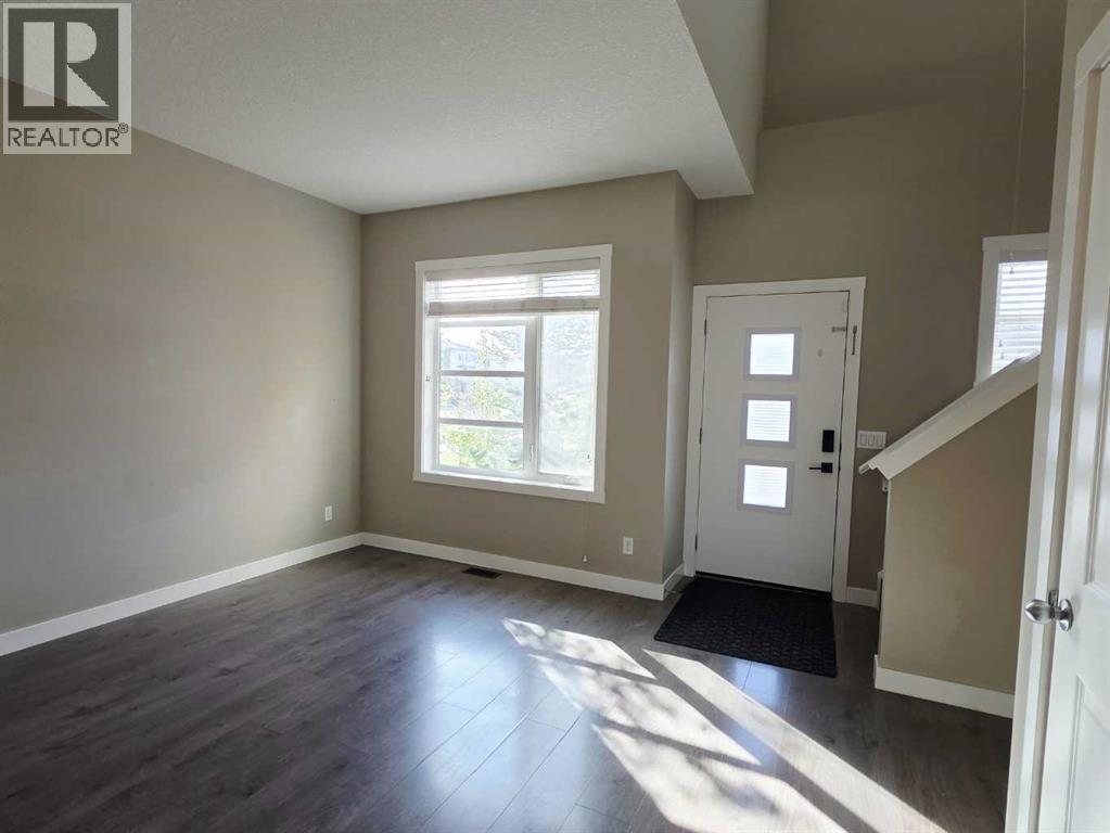 1632 Cornerstone Boulevard Ne Property Photo 4