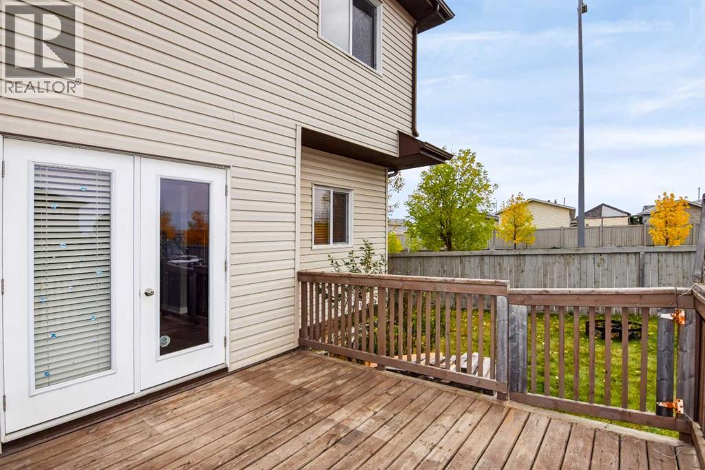 100 Fireweed Crescent Property Photo 3