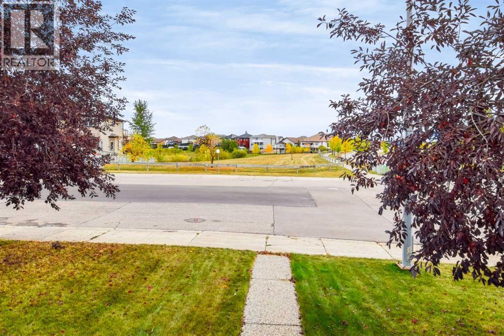 100 Fireweed Crescent Property Photo 6