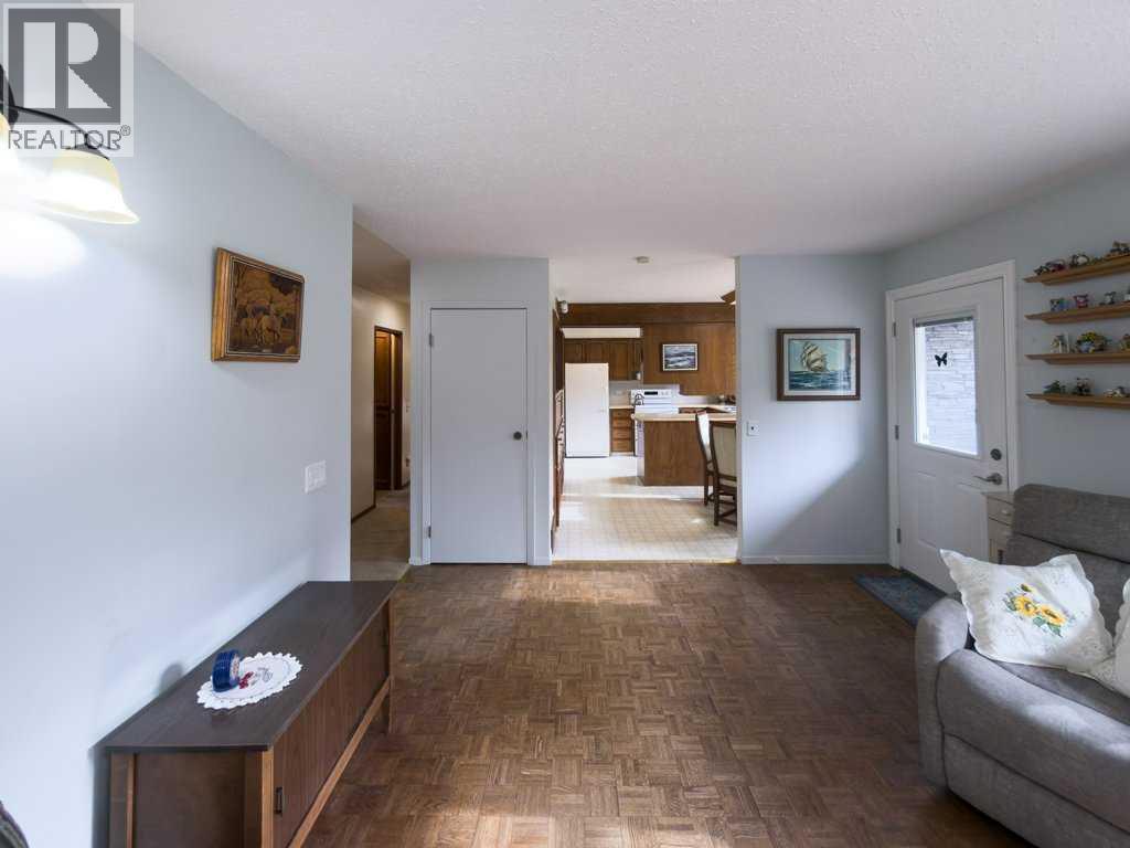 37 Everdell Drive Property Photo 13