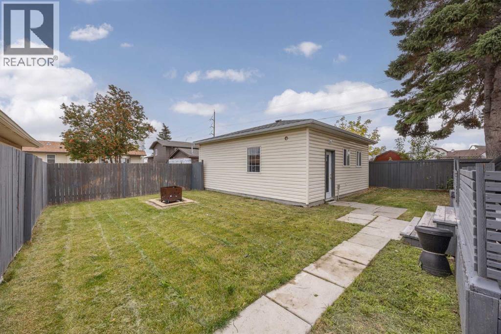 6824 43 Avenue Ne Property Photo 34