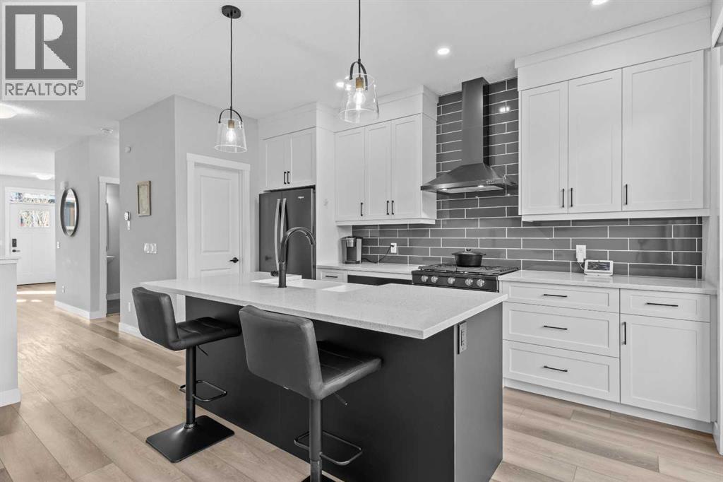 236 Rowmont Boulevard Nw Property Photo 10