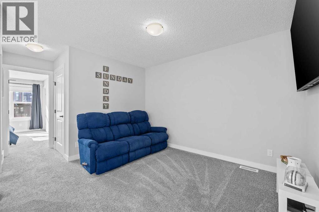 236 Rowmont Boulevard Nw Property Photo 20