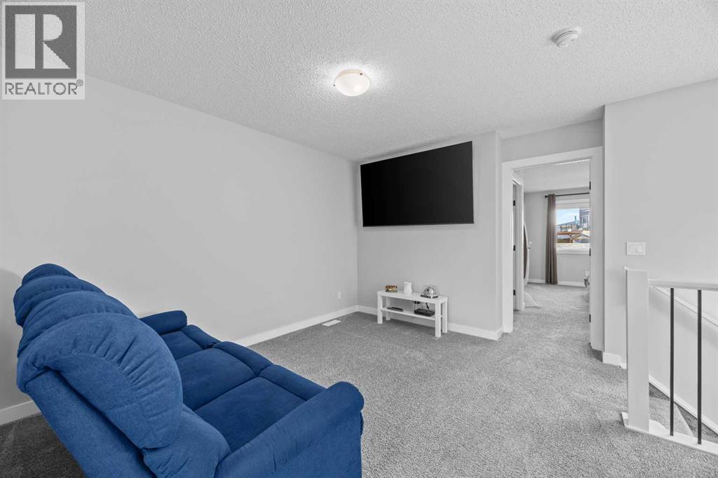 236 Rowmont Boulevard Nw Property Photo 21