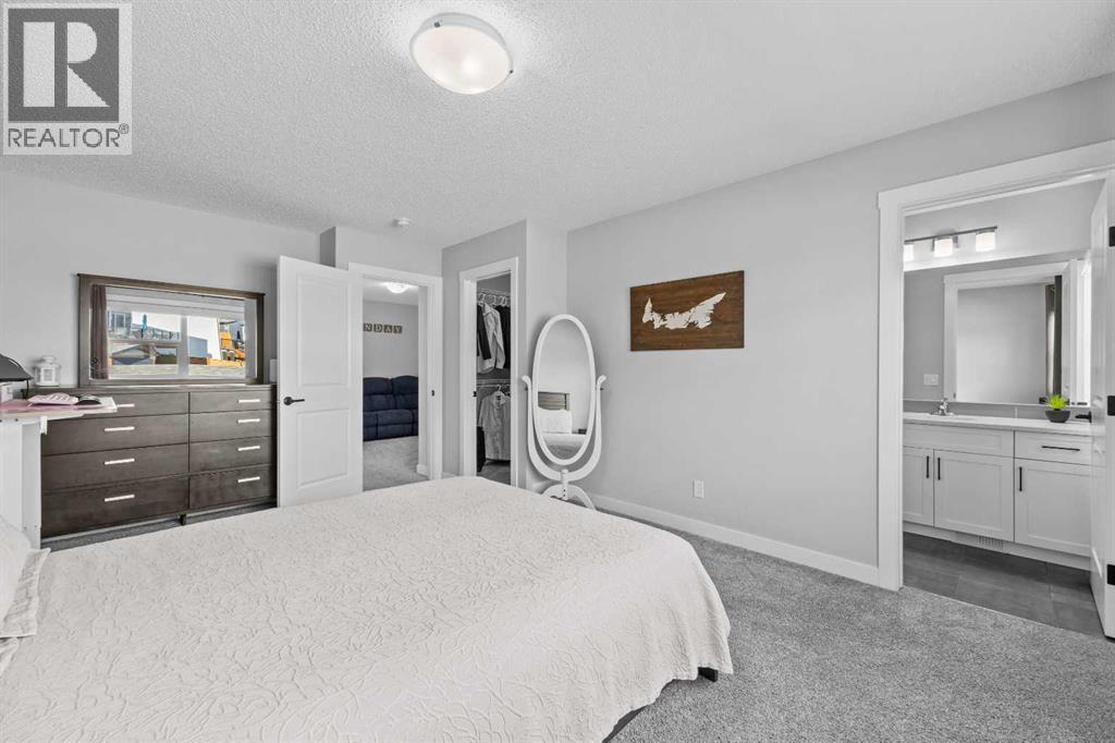 236 Rowmont Boulevard Nw Property Photo 26