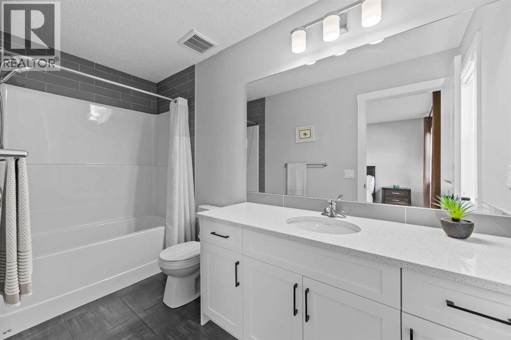 236 Rowmont Boulevard Nw Property Photo 27