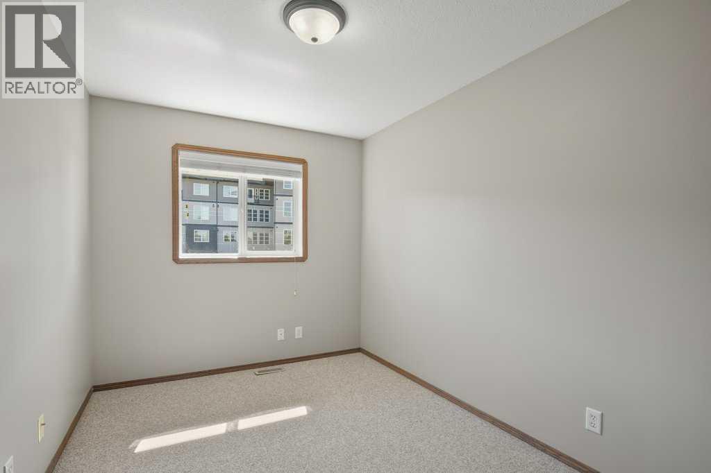 127 - 129 Lyons Close Property Photo 14