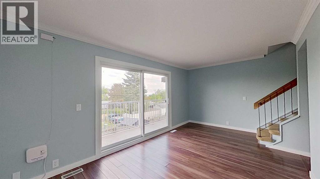 1055 72 Avenue Northwest Property Photo 10