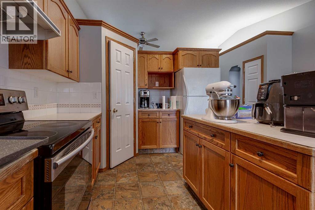 13 Dumas Crescent Property Photo 12