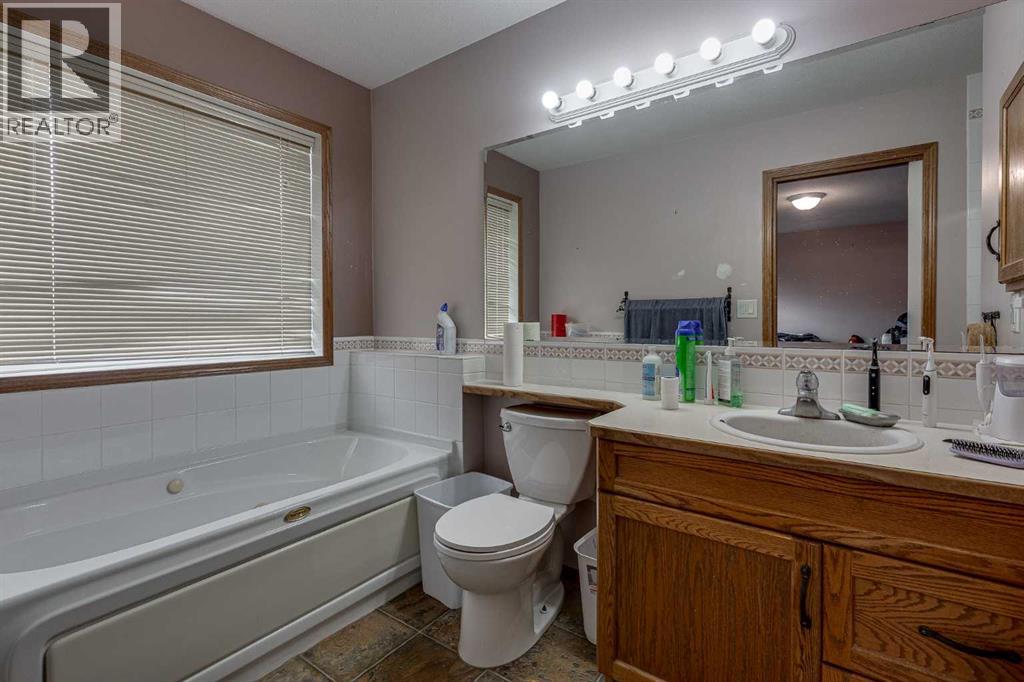 13 Dumas Crescent Property Photo 20