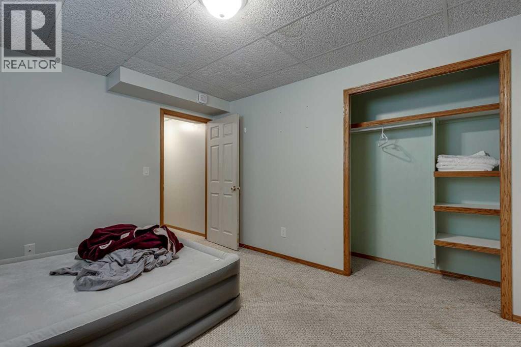 13 Dumas Crescent Property Photo 39