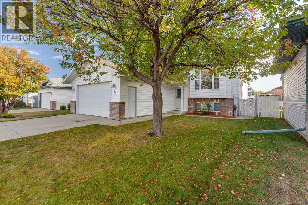 13 Dumas Crescent Property Photo 46