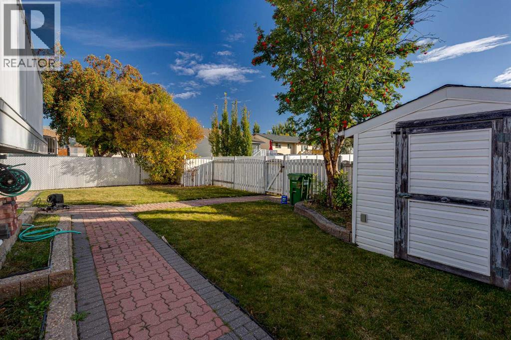 13 Dumas Crescent Property Photo 47