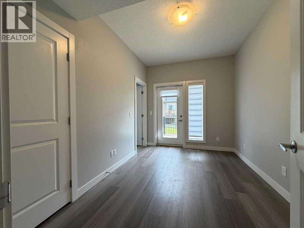 712 Sage Hill Grove Nw Property Photo 4