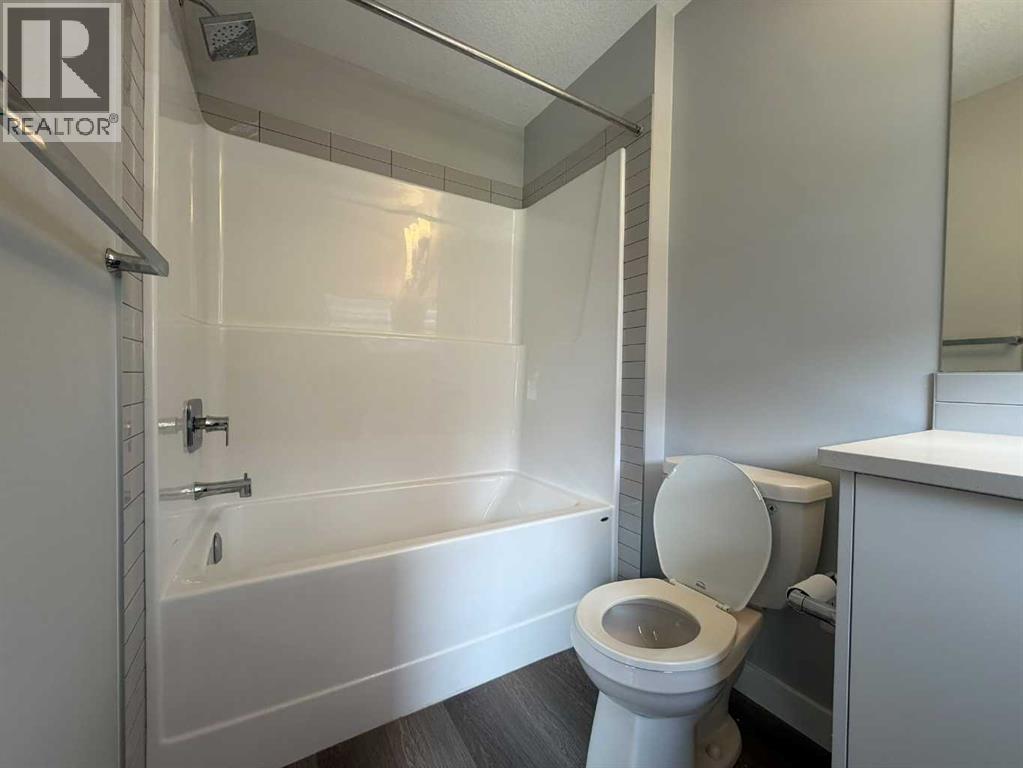 712 Sage Hill Grove Nw Property Photo 5
